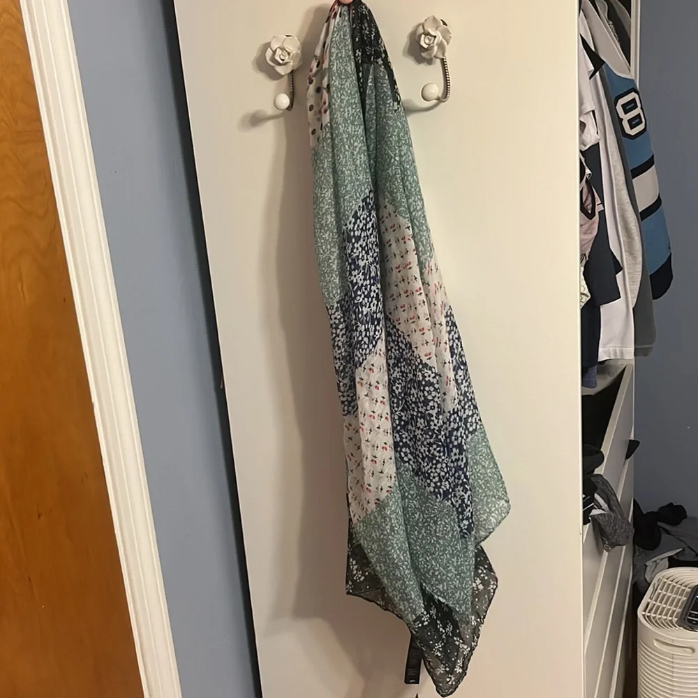 Infinity scarf - Picture 2 of 7